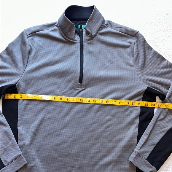Men's Gray and Black Quarter-Zip Jacket pullover - Picture 3 of 10